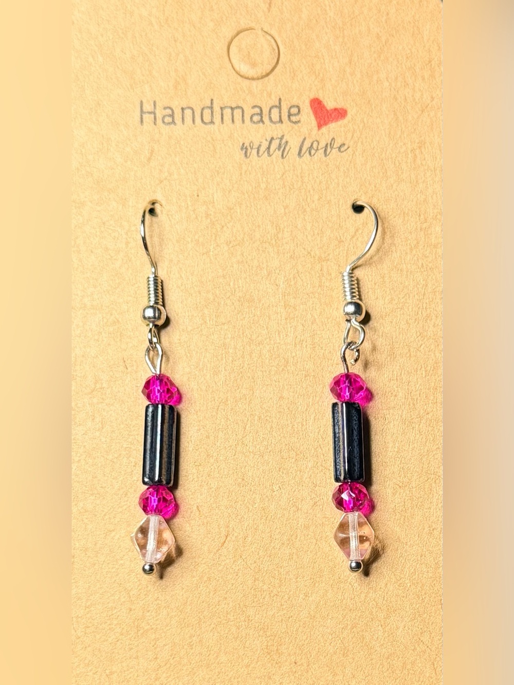 ✨Handmade✨ Pink & Black Beaded Drop Earrings - Hypoallergenic
